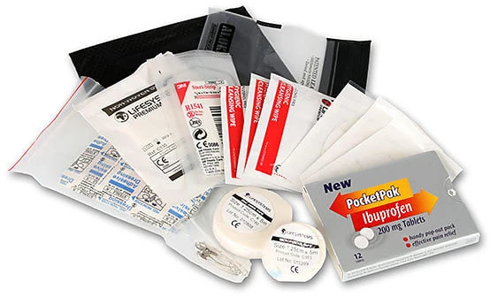 LIFESYSTEMS Micro First Aid Kit Rød 4 LIFESYSTEMS Micro First Aid Kit Rød - Bilde 2