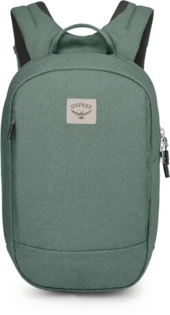 Osprey Arcane Small Day Pine Leaf Green