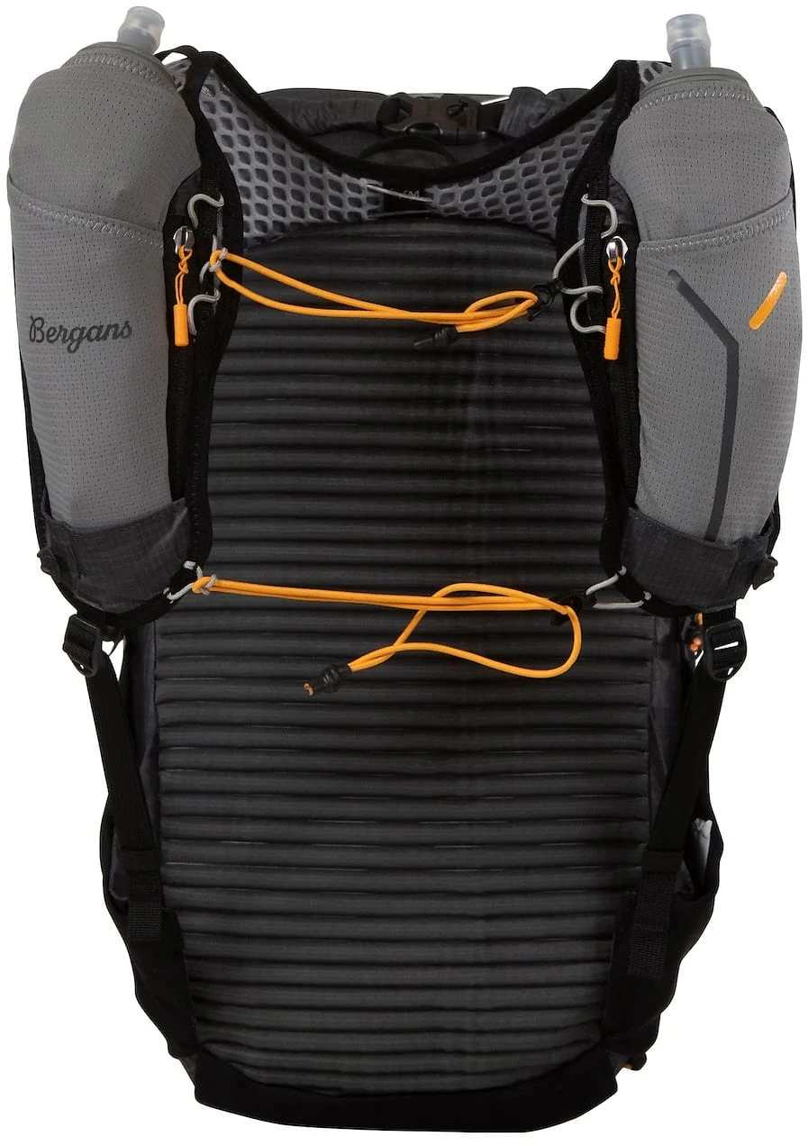 Bergans Of Norway Y LightLine Fastpack Dark Shadow Grey/Mango Yellow 5 Bergans Of Norway Y LightLine Fastpack Dark Shadow Grey/Mango Yellow - Bilde 3